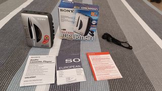 Sony Walkman WM-FX195 Radio Cassette Player