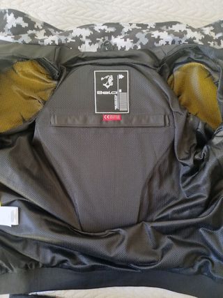 Chaqueta moto Bela