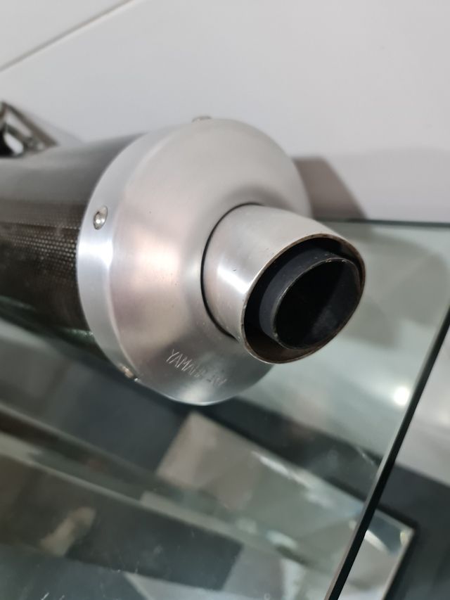 Escape Yamaha R1 (98-99) ORIGINAL