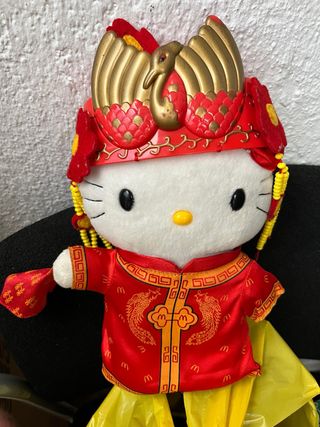 Hello Kitty - Muñeca Novia China
