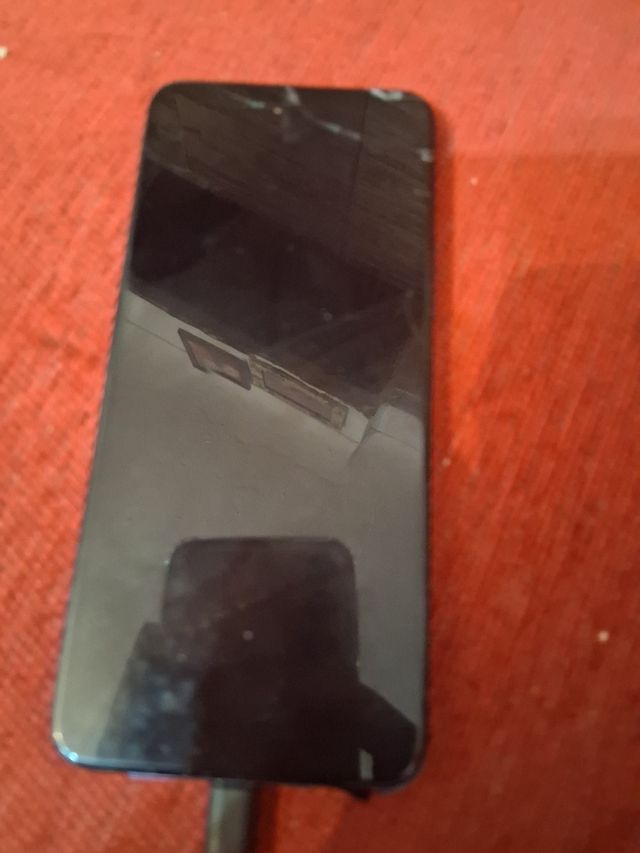 Móvil para reparar o piezas