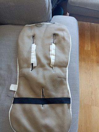 Funda Bug
aboo: Protector silla paseo universal