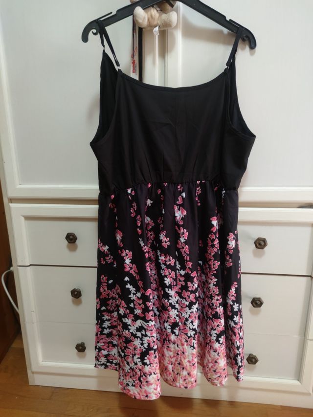 Vestito estivo floreale nero e rosa