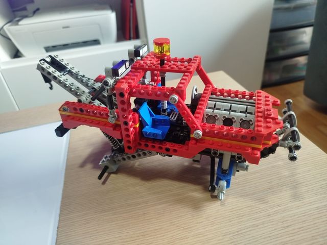 LEGO  TECHNIC  REMOLCADOR