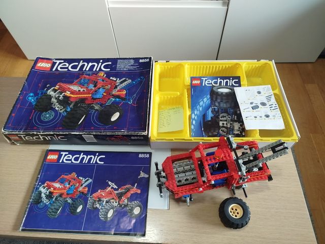 LEGO  TECHNIC  REMOLCADOR