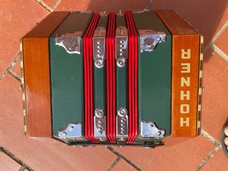 Acordeón Hohner Concertina D40