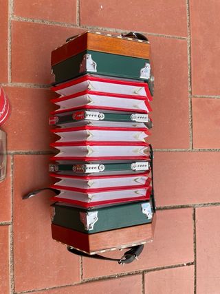 Acordeón Hohner Concertina D40