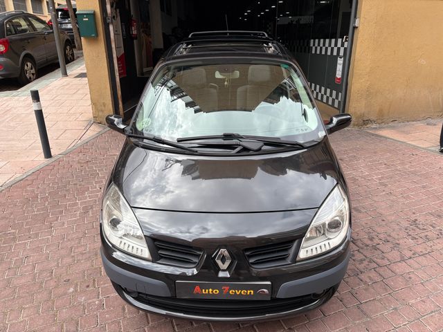 Renault Grand Scenic 1.9 dCi 130 cv