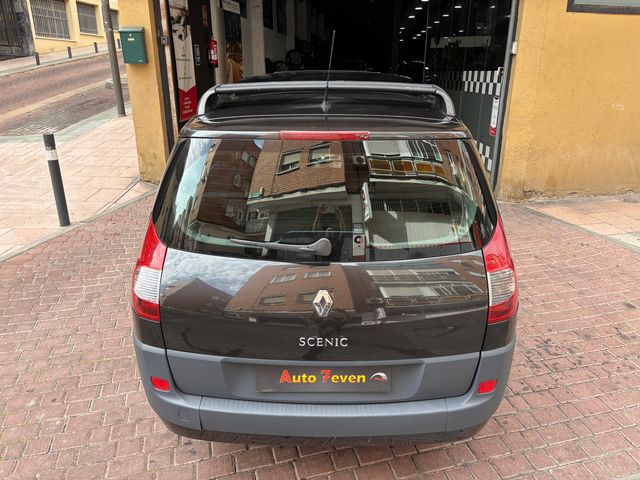 Renault Grand Scenic 1.9 dCi 130 cv