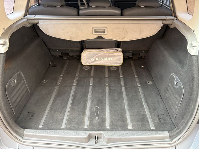 Renault Grand Scenic 1.9 dCi 130 cv