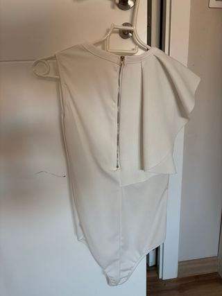 Blusa blanca elegante