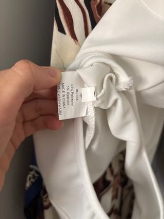 Blusa blanca elegante