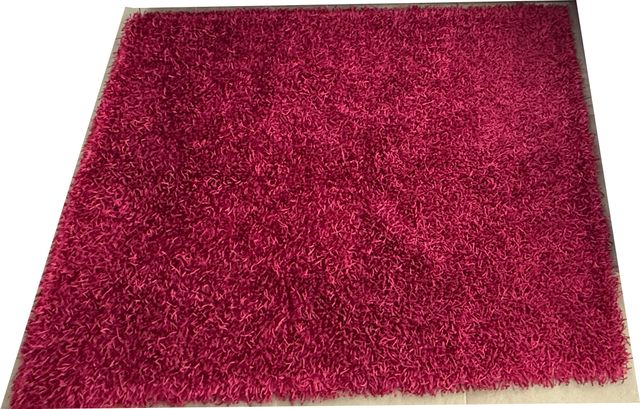 Alfombra pelo alto fucsia 150x200cm
