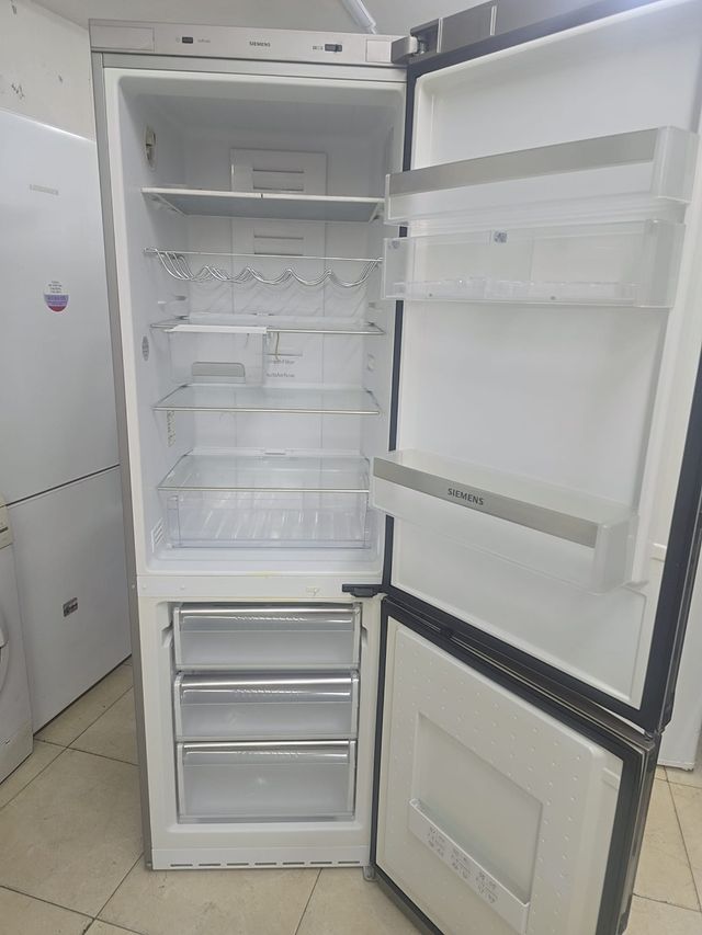 Nevera combi SIEMENS gris A+ 185cm