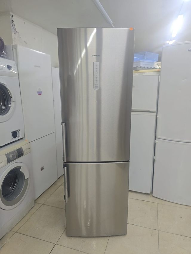 Nevera combi SIEMENS gris A+ 185cm