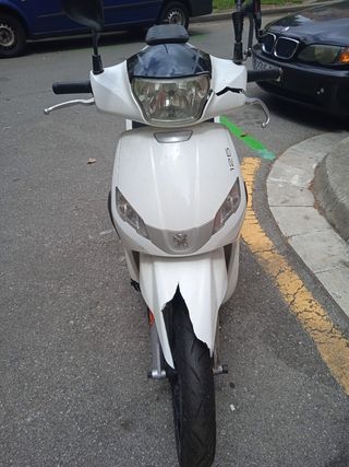 Peugeot Tweet 125 - Despiece