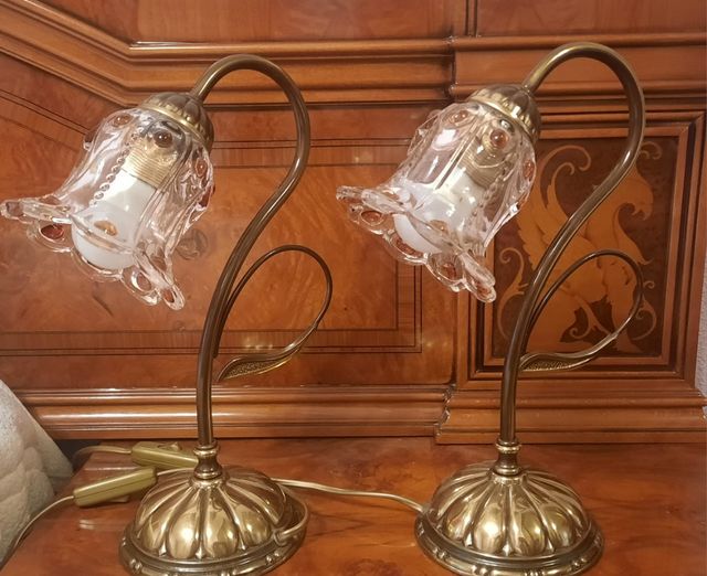 Lámpara techo 5 luces dorada y 2 lámparas mesita