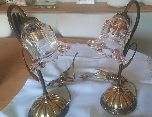 Lámpara techo 5 luces dorada y 2 lámparas mesita