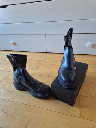 Botas Zara negras 38, parte superior flexible