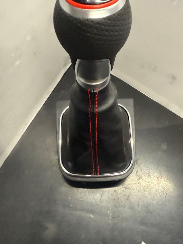 Pomo cambio VW Golf GTI