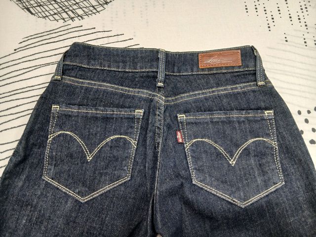 Vaqueros Levi's Bold Curve