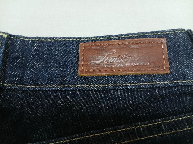 Vaqueros Levi's Bold Curve