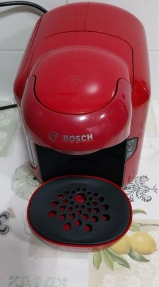 Cafetera Bosch Tassimo roja