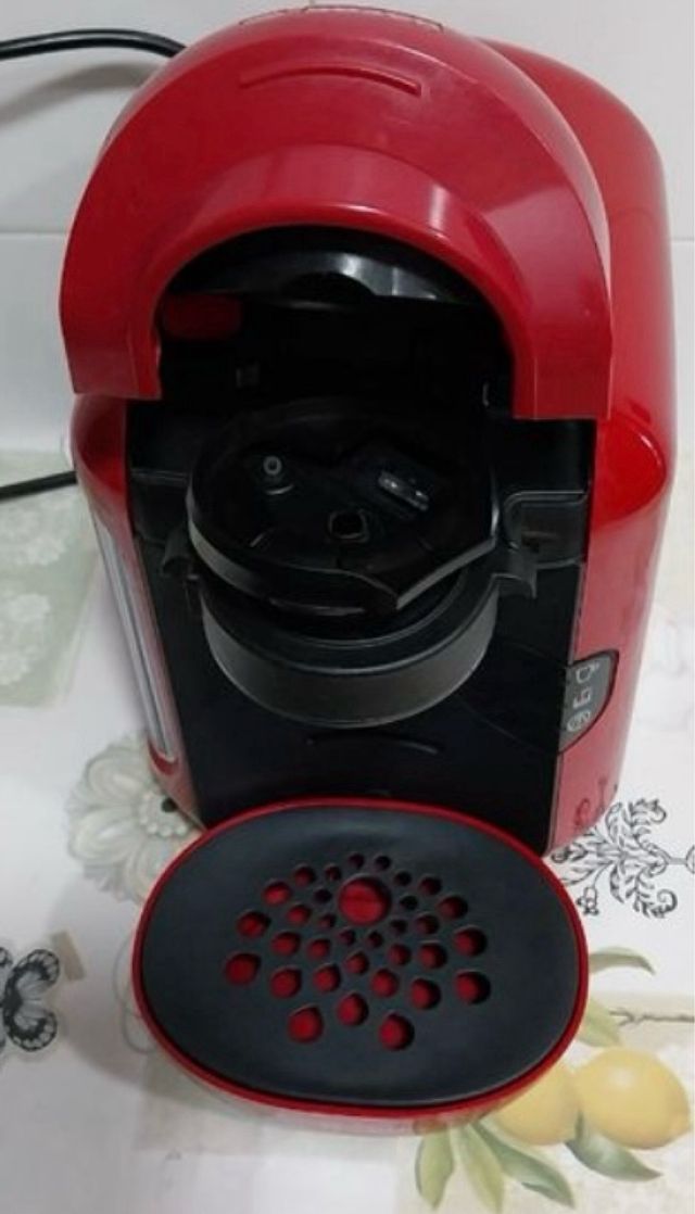 Cafetera Bosch Tassimo roja