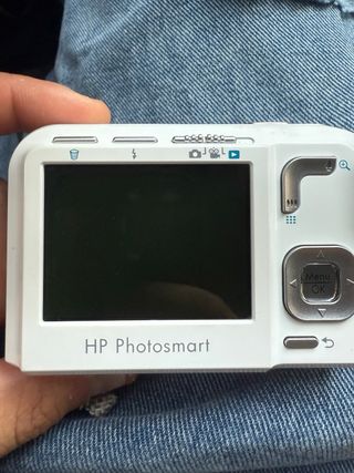 HP Photosmart M547 - 6.2MP