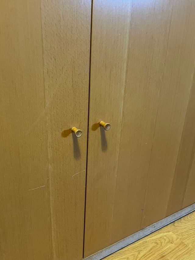 Mueble madera 2 puertas