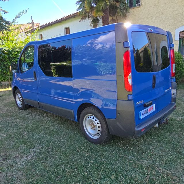 Opel Vivaro 2007