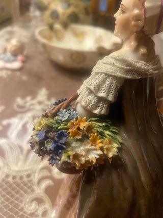 Damina fabris con fiori 