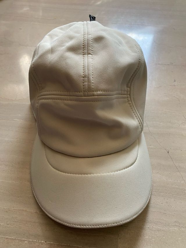 8 Gorras Variadas
