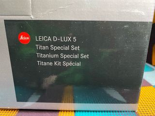 Leica D-Lux 5 Titanio Special Set