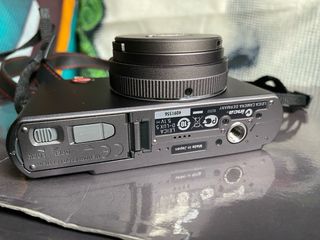 Leica D-Lux 5 Titanio Special Set