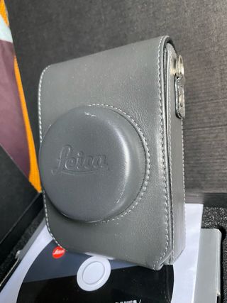 Leica D-Lux 5 Titanio Special Set