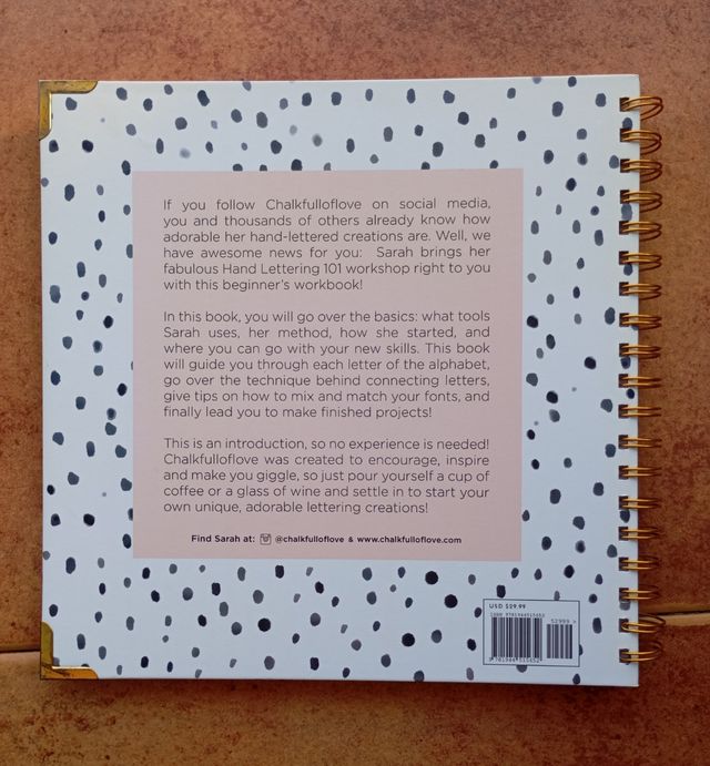 Hand Lettering 101: A Step-by-Step Calligraphy Workbook for Beginners (Gold Spiral-Bound Workbook with Gold Corner Protectors) (Modern Calligraphy)