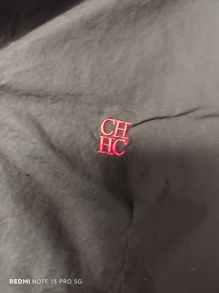 Camisa negra Carolina Herrera