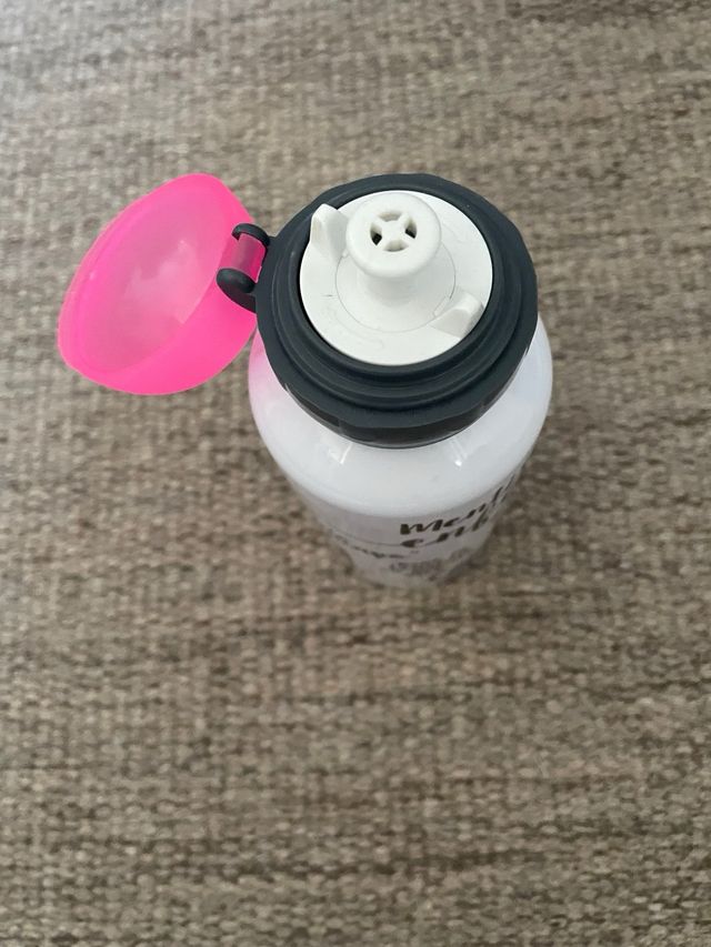 Botella Agua “Enfermera en apuros” a estrenar