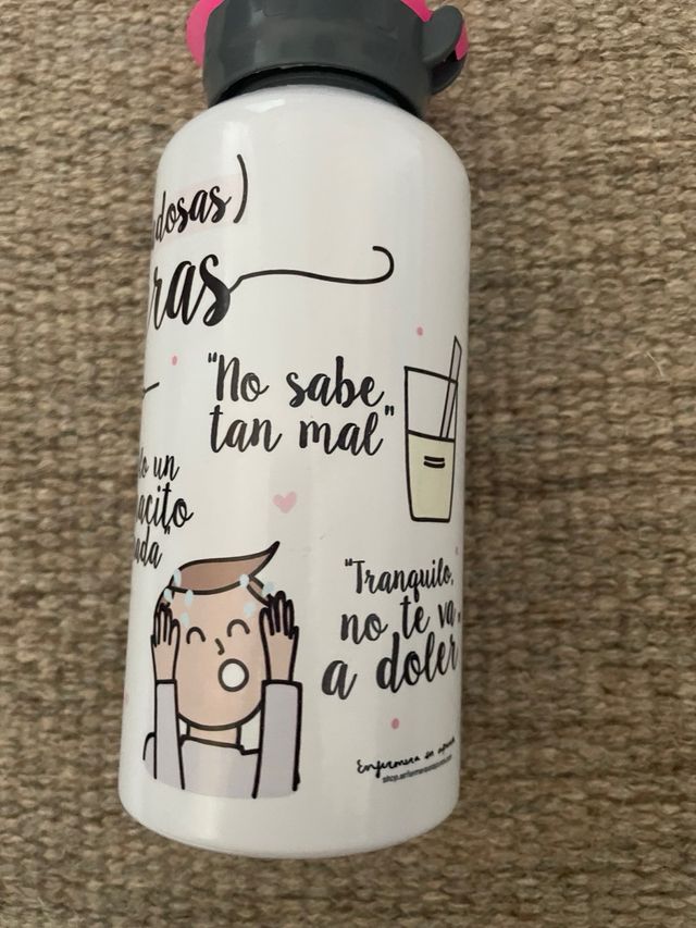 Botella Agua “Enfermera en apuros” a estrenar