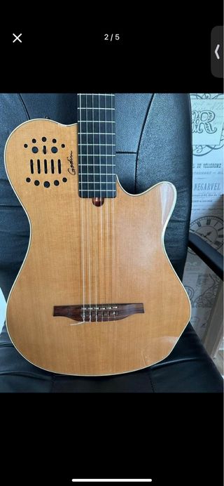 Godin Grand Concert SA Guitarra