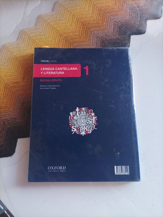 Inicia Lengua Castellana y Literatura 1.º Bachi...