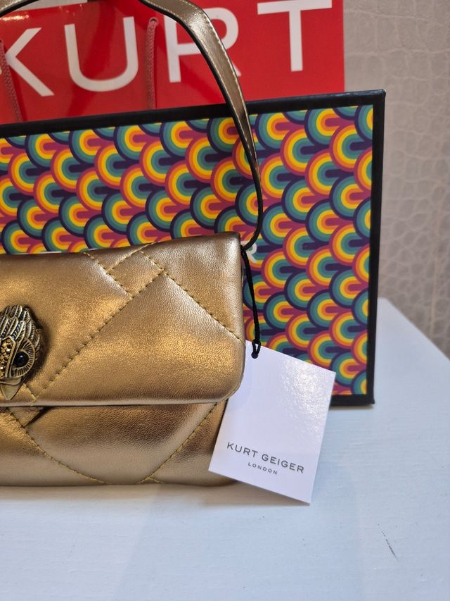Bolso Kurt Geiger dorado