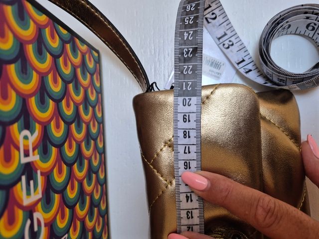 Bolso Kurt Geiger dorado