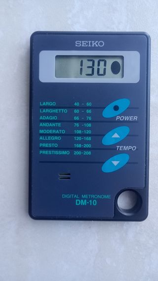 Metrónomo Seiko DM-10 Digital de bolsillo.