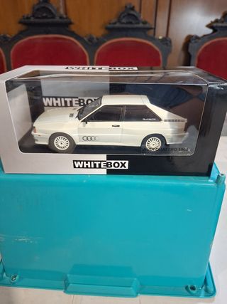 Audi Quattro 1980 1:24 Escala