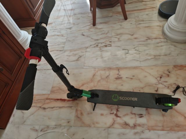 Patinete eléctrico niño en condiciones aceptable 