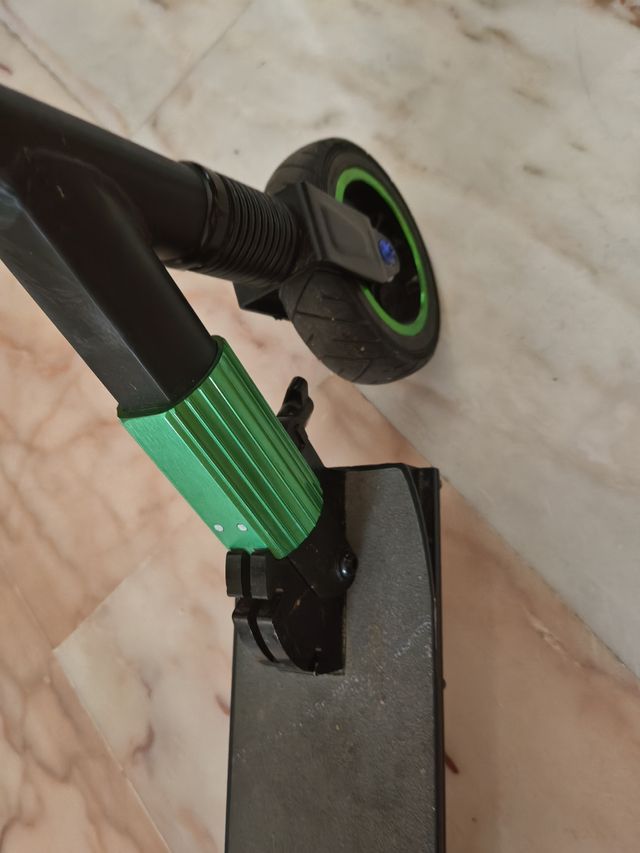 Patinete eléctrico niño en condiciones aceptable 