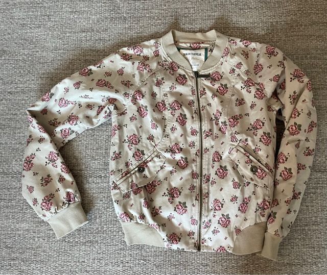 Chaqueta bomber floral U.S.K.