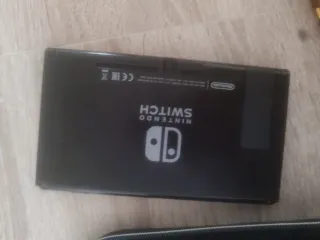 Nintendo Switch + accesorios